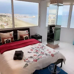  Gazde/Camere de închiriat Seaview
